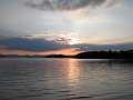 Den Sonnenuntergang auf dem Lough Corrib genie�t man am besten vom Boot aus